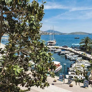 Porto Eda **** Saranda