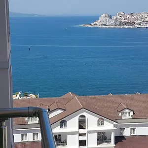 Luxury Seafront Appartamento